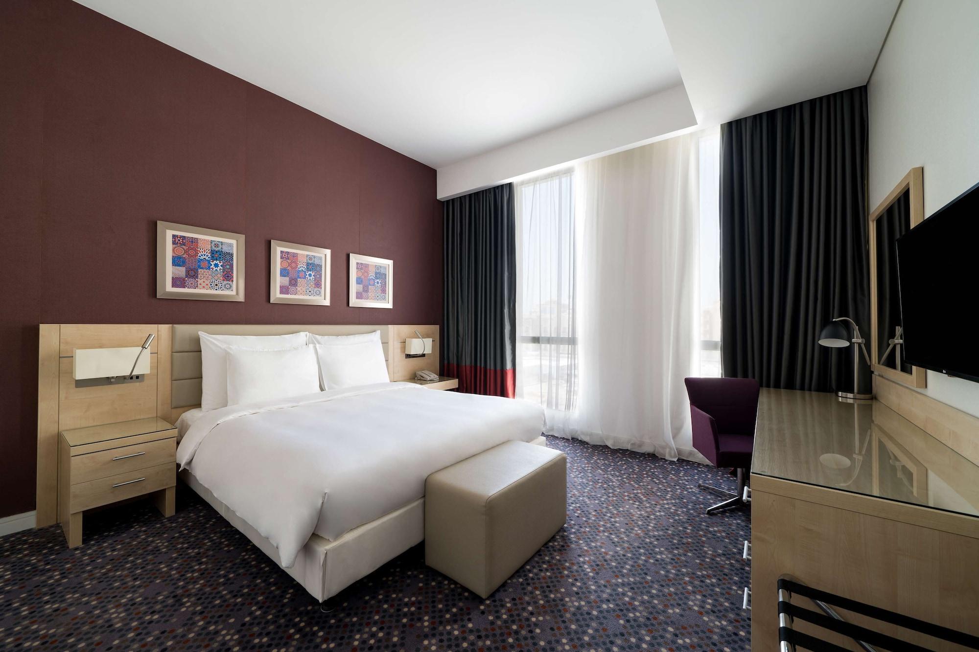 Sas Residence & Hotel, Dhahran - Formerly Radisson Blu Ал Хубар Екстериор снимка