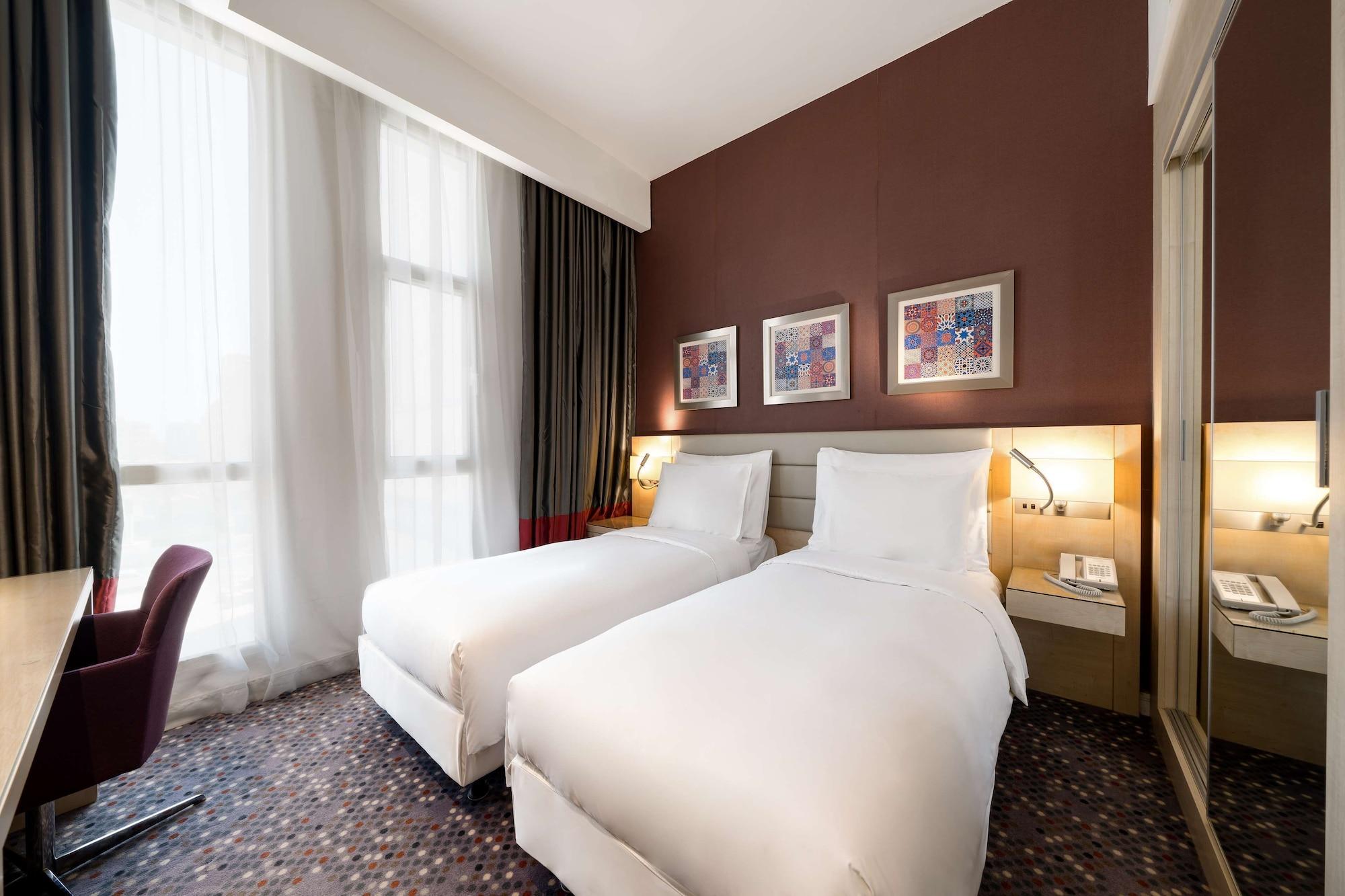 Sas Residence & Hotel, Dhahran - Formerly Radisson Blu Ал Хубар Екстериор снимка